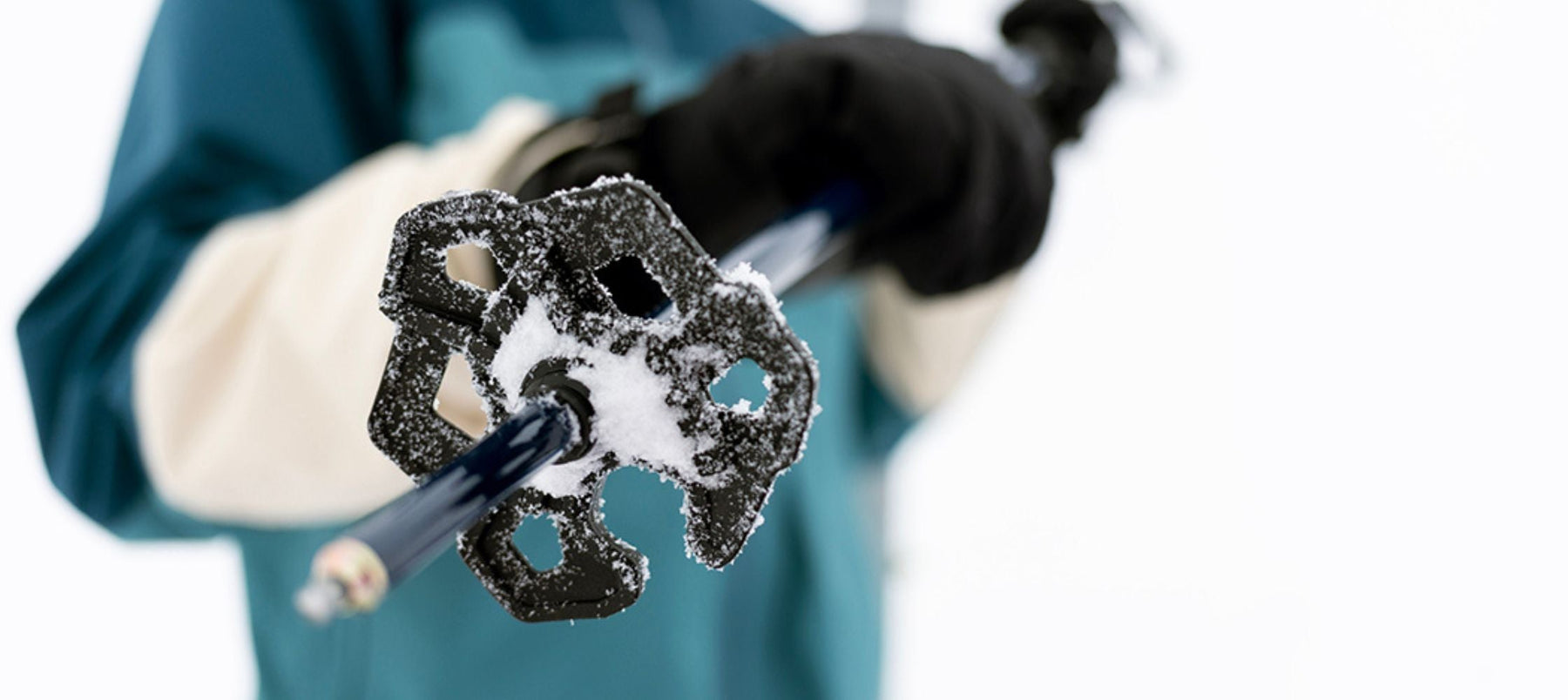 What Accessories are Available for Ski Pylons? Top Options Explained